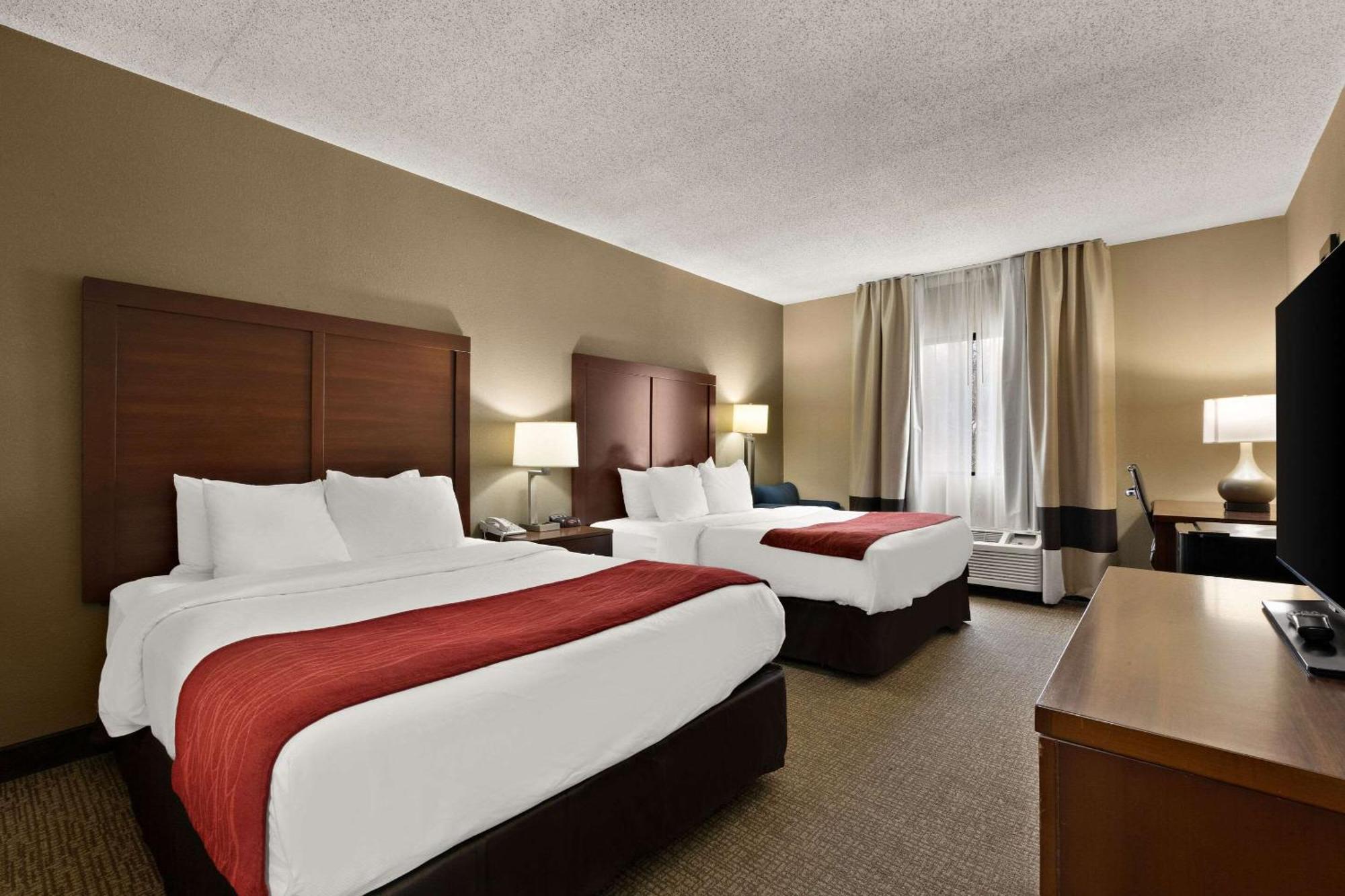 Inn Comfort Near Nj Turnpike 2*